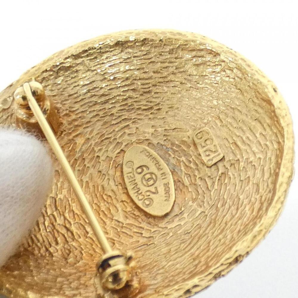 CHANEL Authentic Gold Brooch - Picture 4 of 6